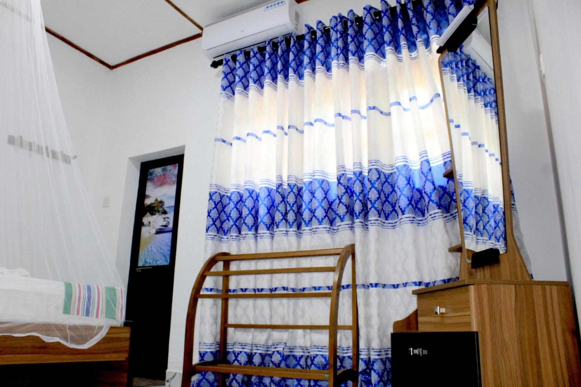 Nature Night Homestay Сигирия Экстерьер фото