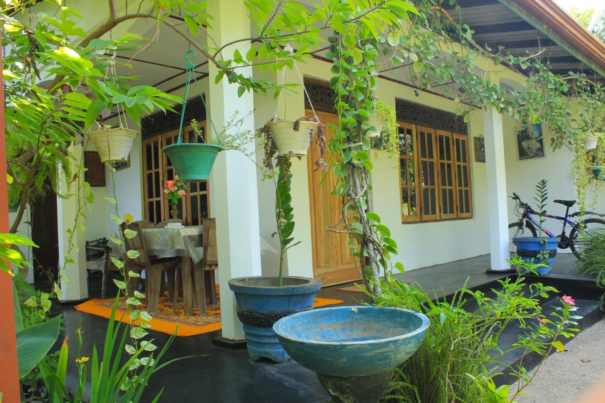 Nature Night Homestay Сигирия Экстерьер фото